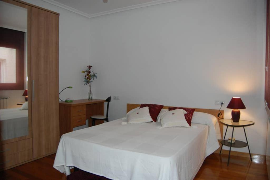 La Casa De Lines Apartman Monforte De Lemos Kültér fotó